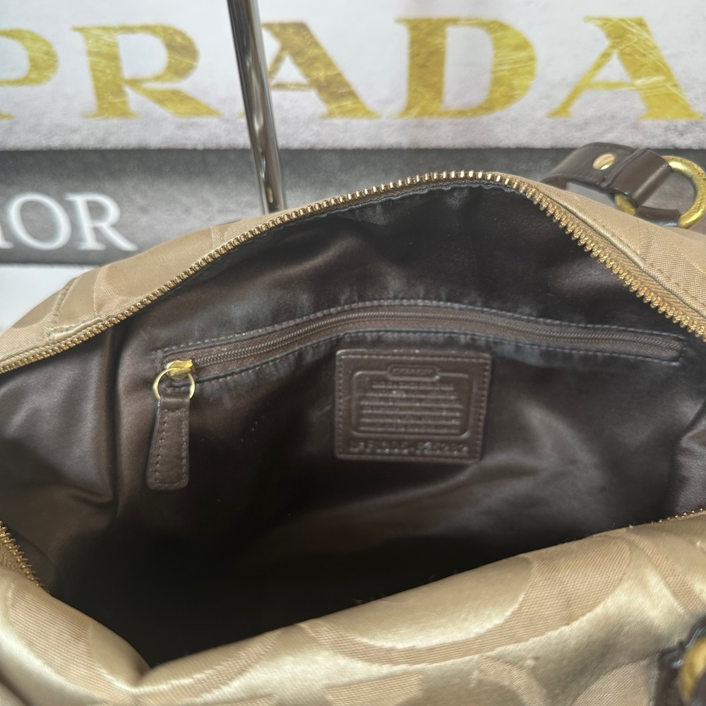 Coach Cream and Brown Shoulder Bag with Monogram - Picture 5 of 11